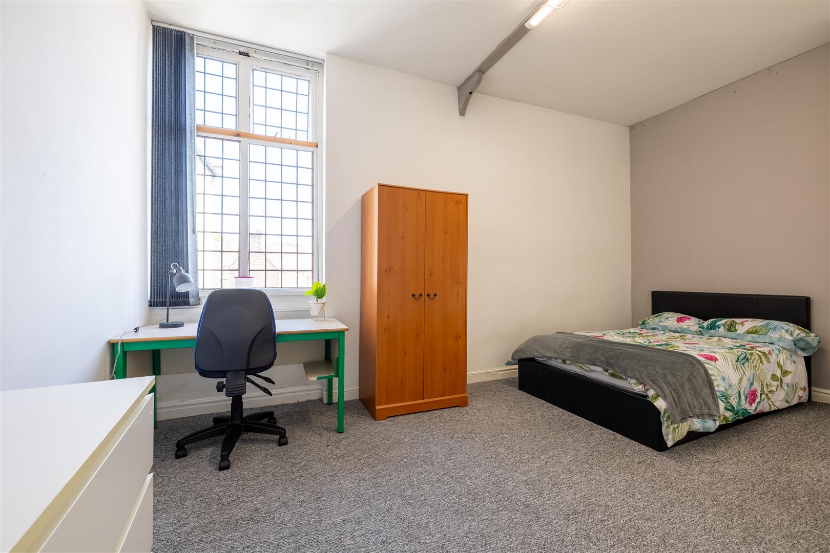 Flat 2, 23 Castle Hill, Lancaster, LA1 1YN